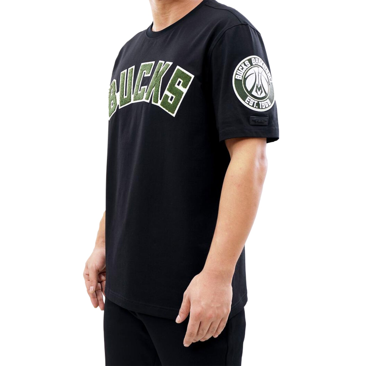 Pro Standard Milwaukee Bucks Pro Team Shirt Mens Style : Bmb151519